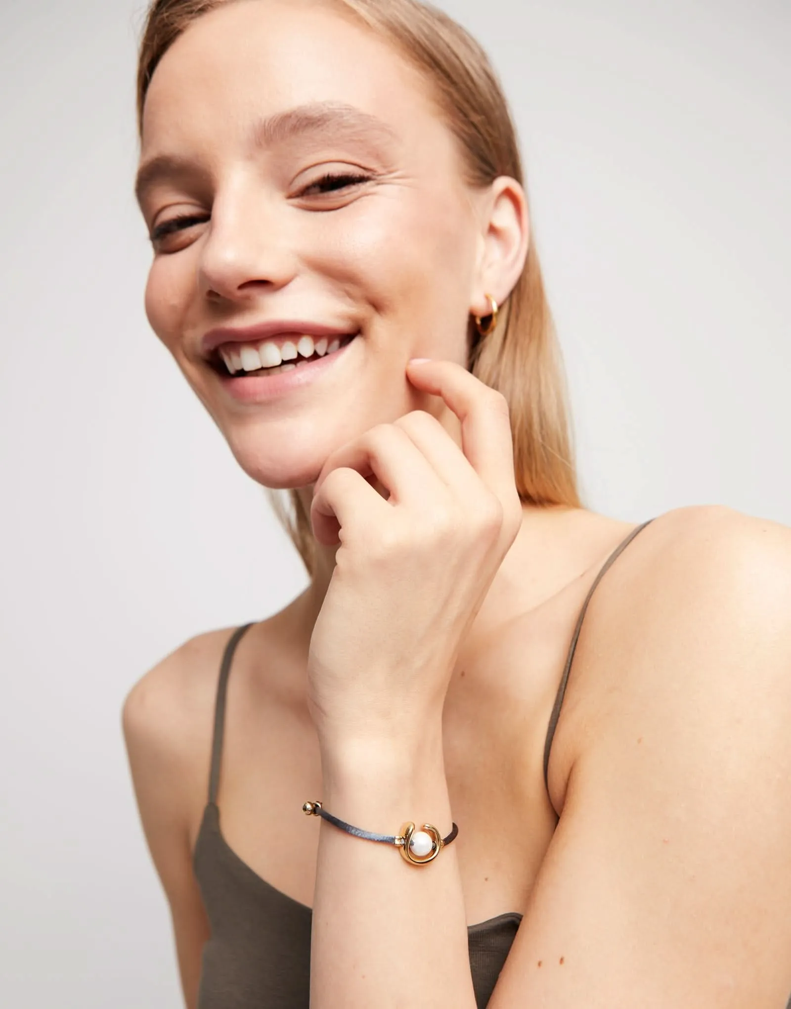 Bracelet gris plaqué or 18k Ser Diferente PUL2505GRSORO0M Unode50 Bijoux et accessoires
