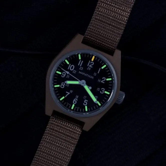 Montre en nylon DEFSTAN à quartz GPQ MaraGlo 34mm couleur sable désert