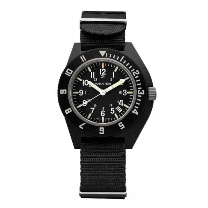 Montre 41mm MaraGlo™ Black Navigator avec date (NAV-DM) en nylon DEFSTAN