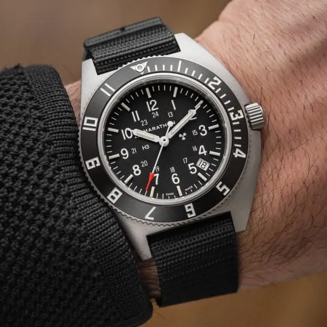 Montre en acier Navigator Date (SSNAV-D) 41mm avec bracelet en nylon balistique