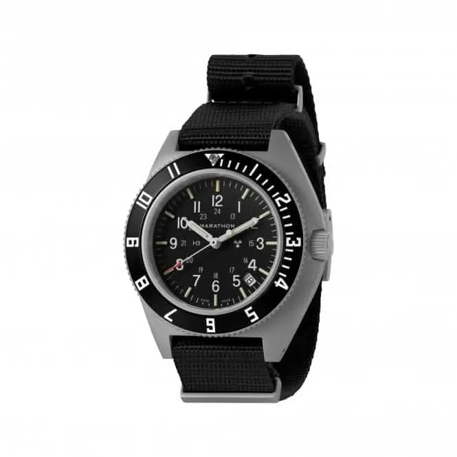 Montre Navigator Date en acier 41mm (SSNAV-D) avec bracelet nylon DEFSTAN