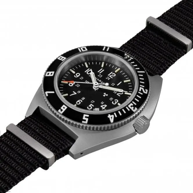 Montre Navigator Date en acier 41mm (SSNAV-D) avec bracelet nylon DEFSTAN