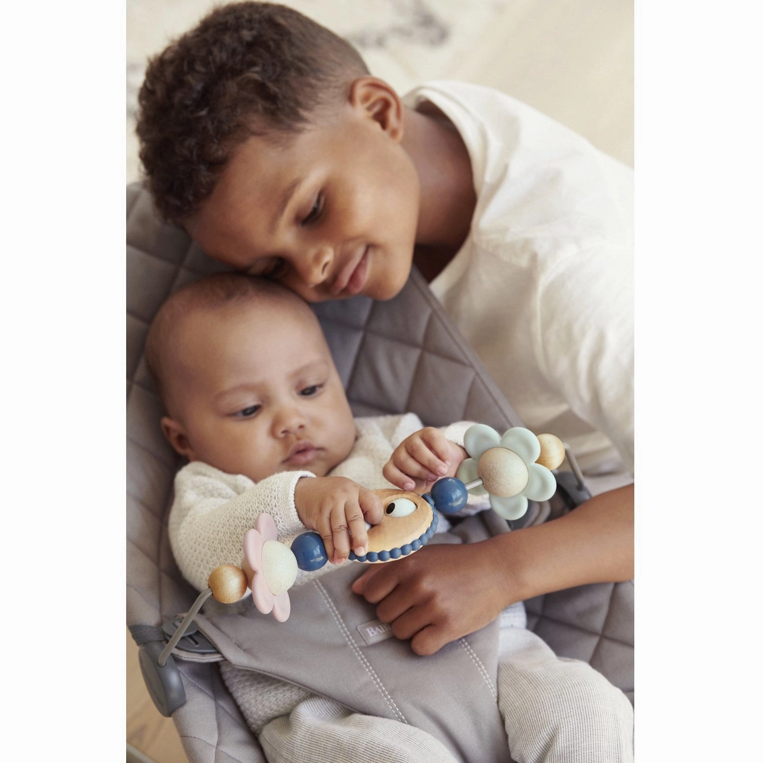 BabyBjrn Mischievous Eyes Pastel Toy For Bouncer