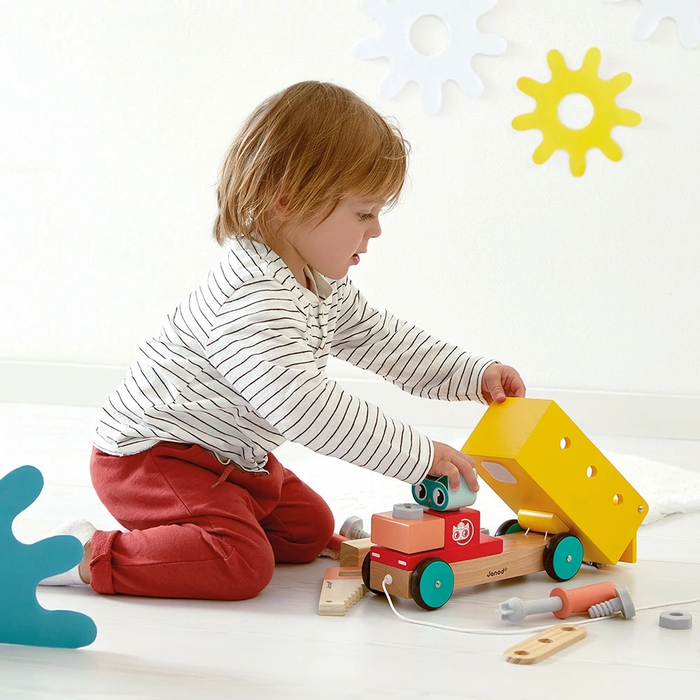 Babykids_Janod_Toys Janod Pull Along DIY Truck