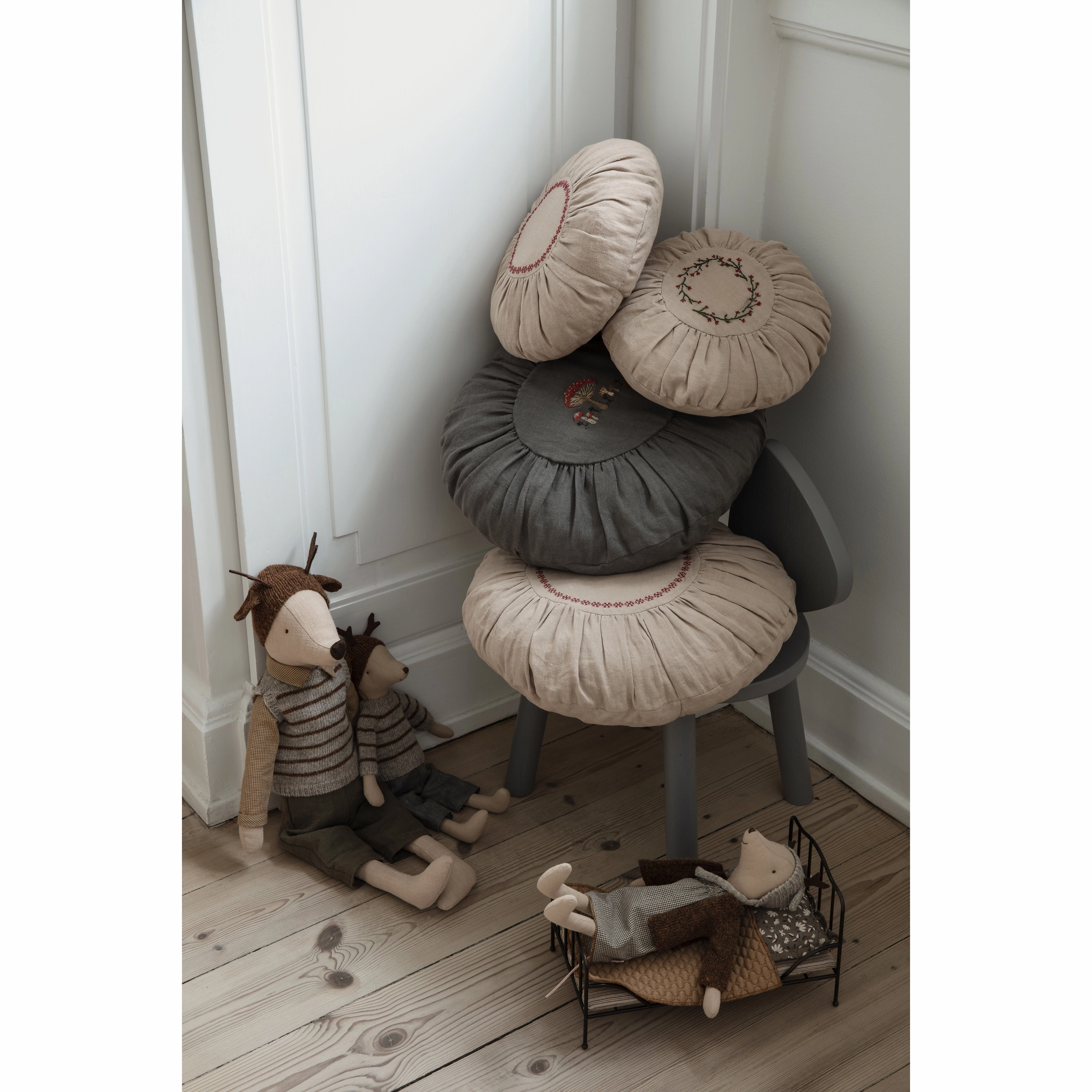 Babykids_Maileg_Toys Maileg Cushion Round Flower Circle