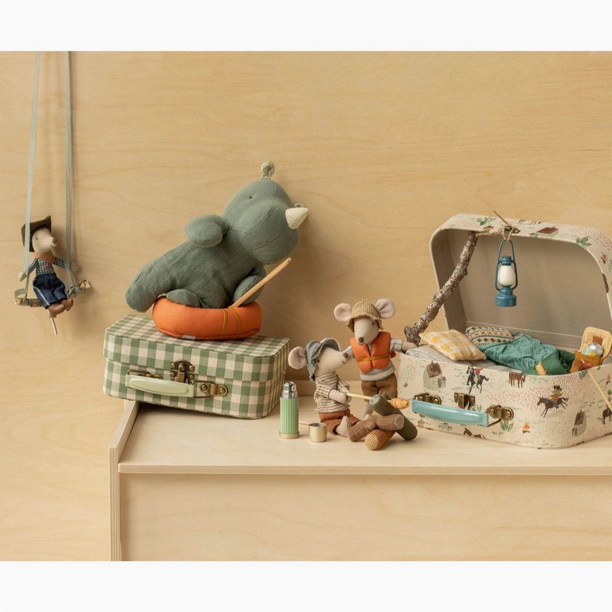 Babykids_Maileg_Toys Maileg Hiker Mouse, Big Brother  Thin Stripes