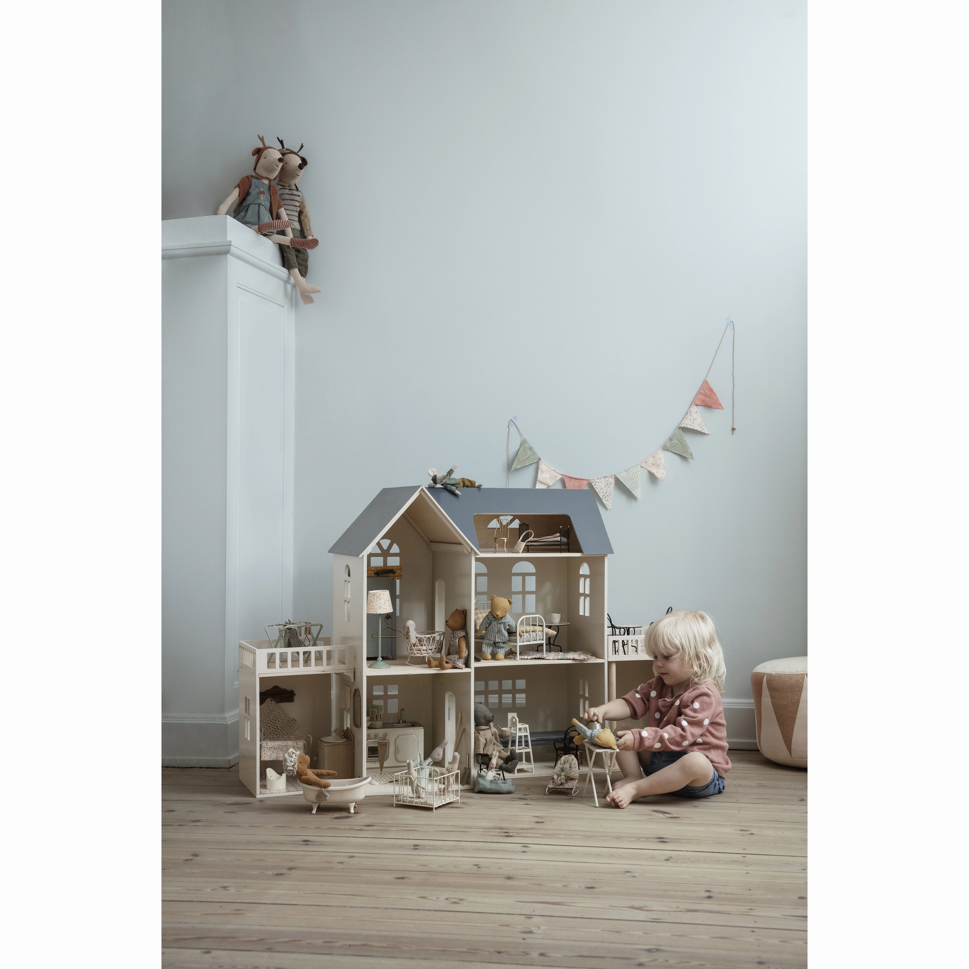 Babykids_Maileg_Toys Maileg Vintage Bed Teddy Junior