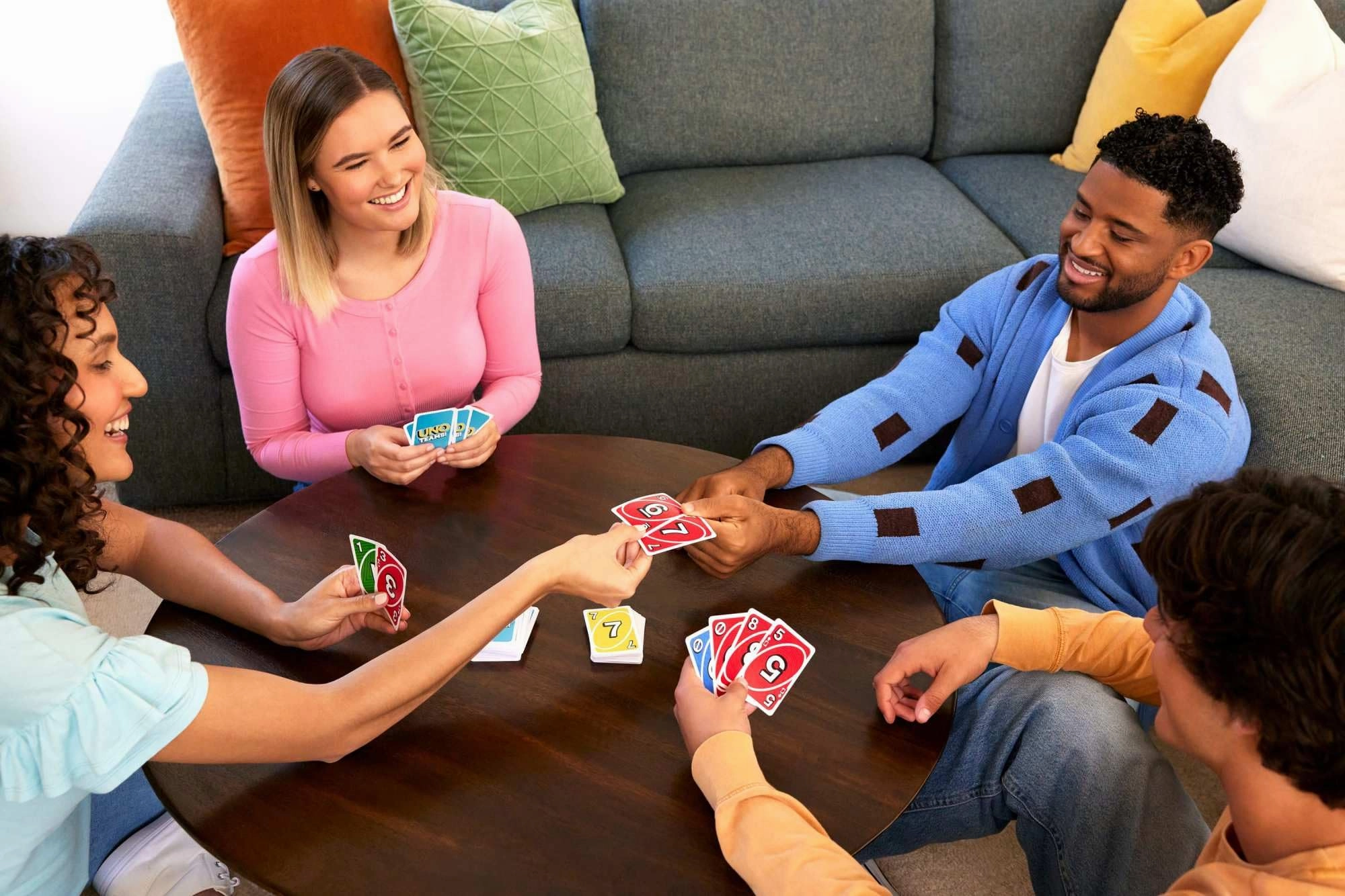Babykids_Mattel_Toys Mattel UNO Teams Card Game (HXT58)