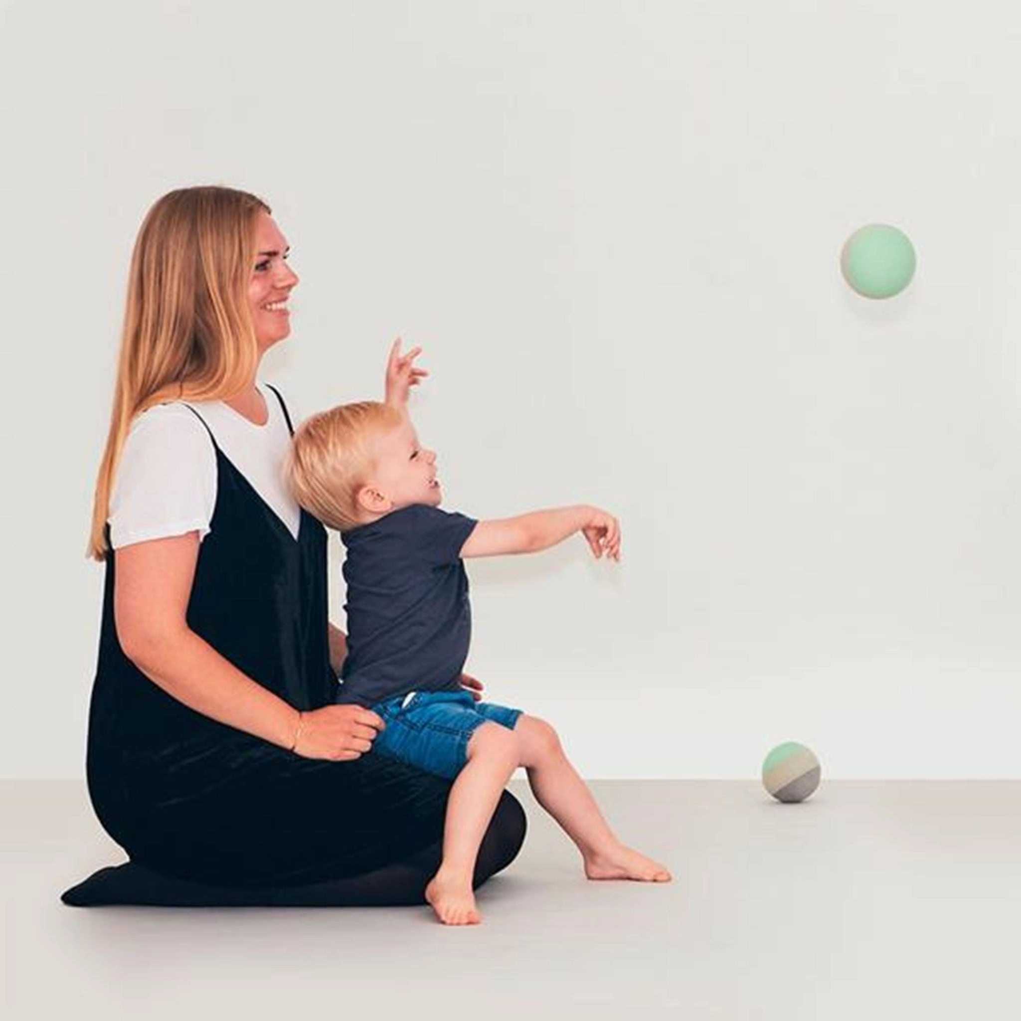 bObles Foamball 11 cm Grey