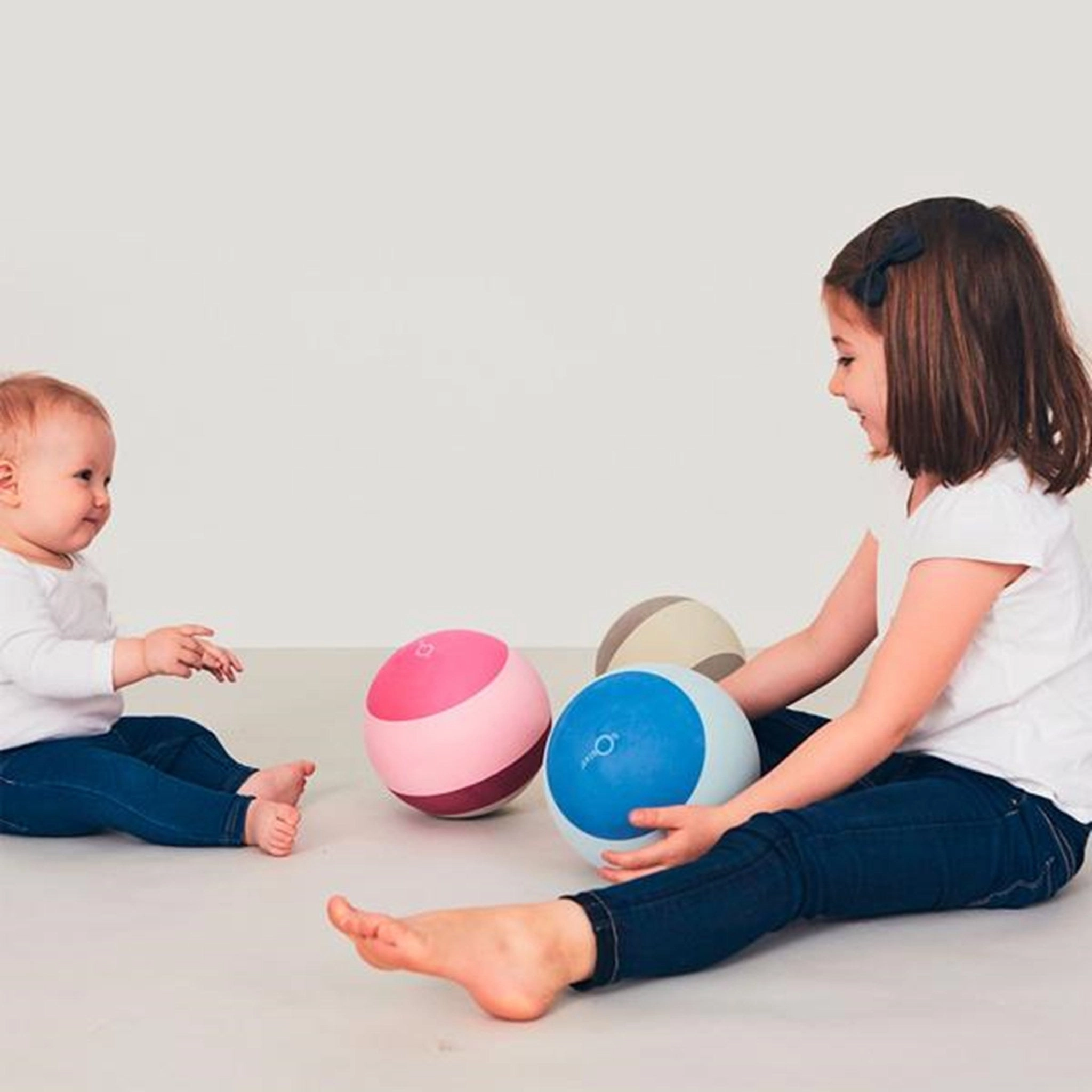 bObles Foamball 19 cm Grey