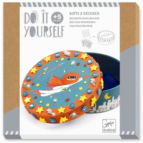 Djeco Do It Yourself Decorate You Own Box Superhero