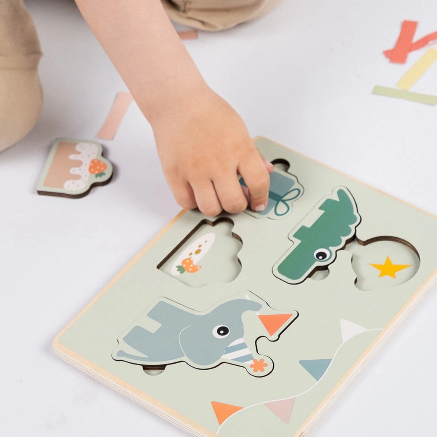 DonebyDeer Colour Mix First Layer Puzzle Celebration