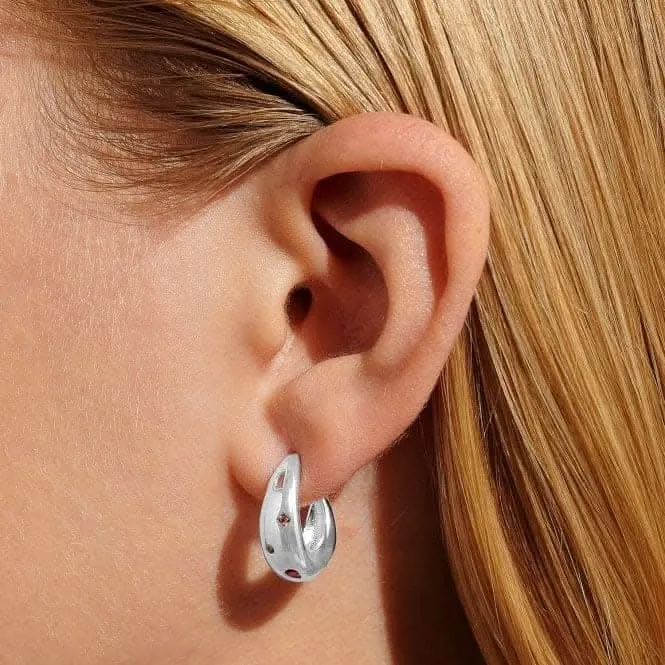Boucles d'oreilles à anneaux plaqués argent avec amas de pierres précieuses brillantes 7185 Joma Jewellery