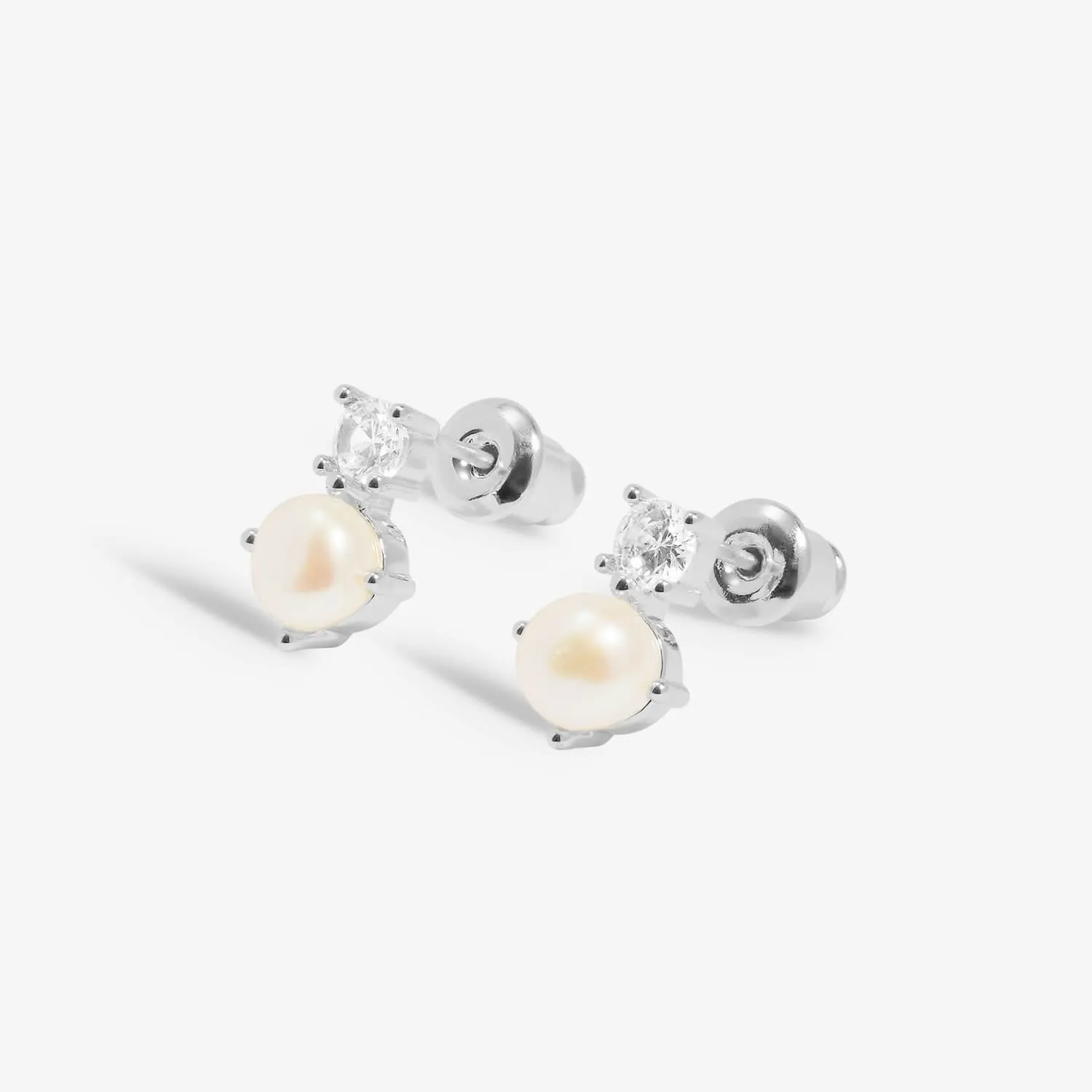 Boucles d'oreilles argentées à clous Halo Perle et Zirconium Cubique 7843 Joma Jewellery