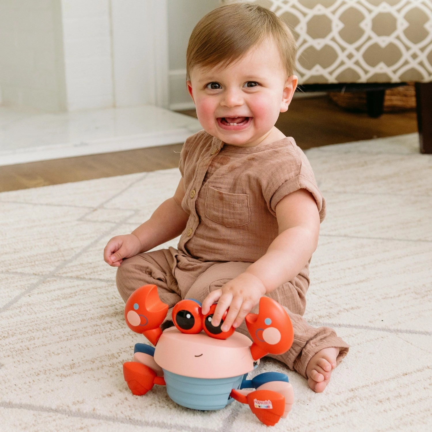 Happy Baby Crawling Crab with Music