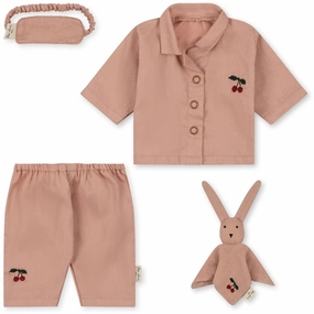 Konges Sljd Doll Kit: Gerd Goes To Bed Mahogany Rose