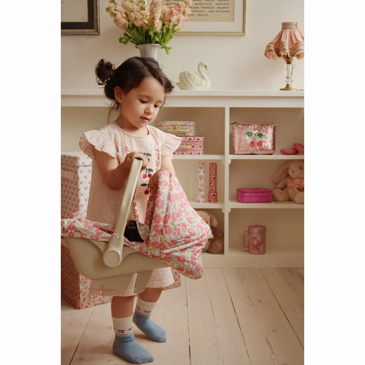 Konges Sljd Rose Anglaise Doll Car Seat