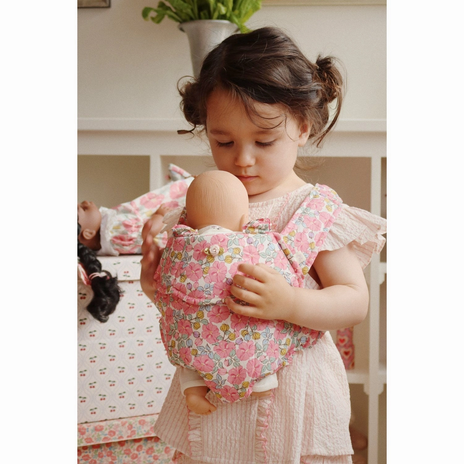 Konges Sljd Rose Anglaise Doll Carrier