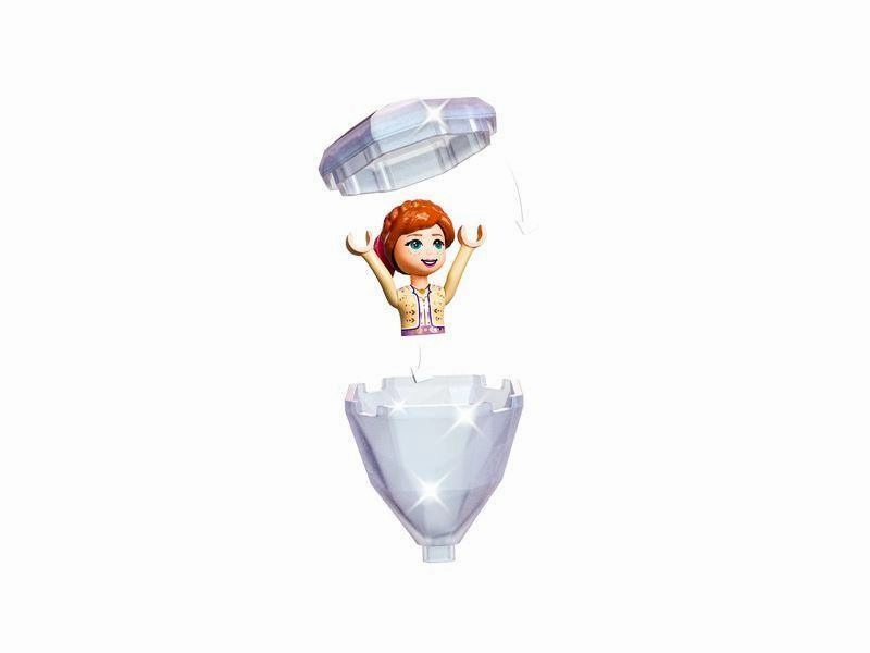 LEGO 43198 Disney Annas Castle Courtyard