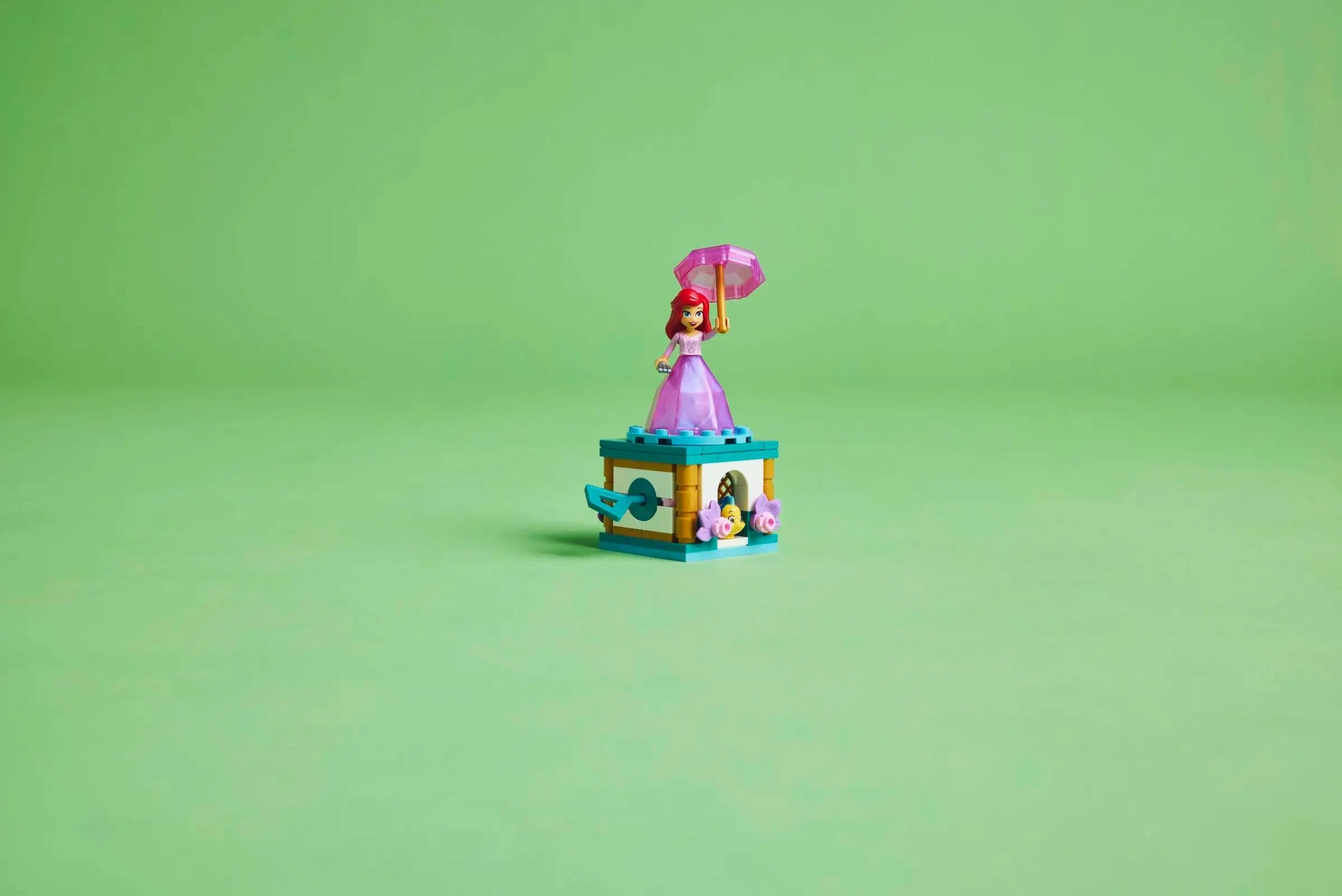 LEGO DISNEY 43259 Twirling Ariel