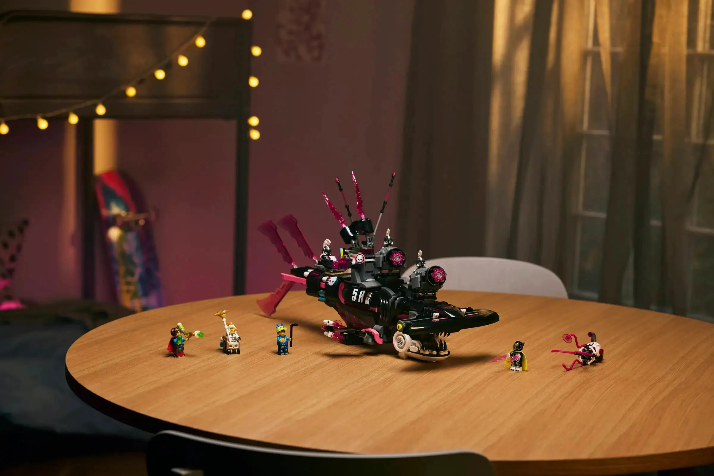 LEGO DREAMZzz 71500 Nightmare Shark Submarine