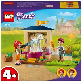 LEGO FRIENDS 41696 Pony-Washing Stable Horse Toy Set