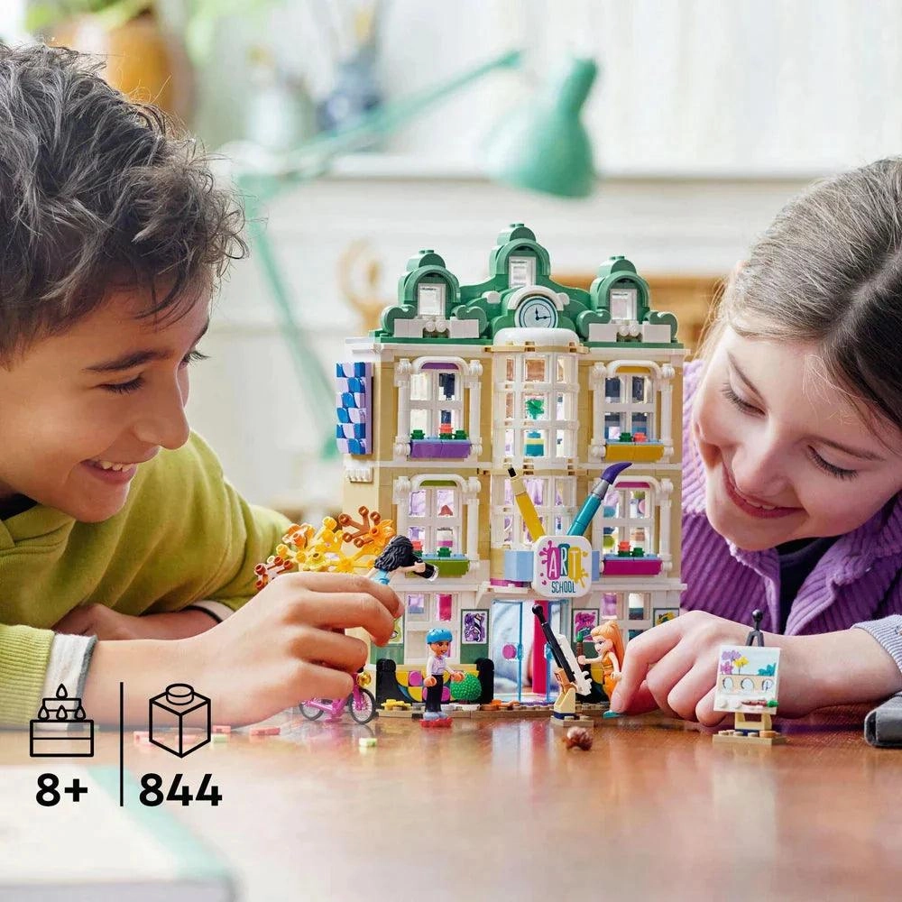LEGO FRIENDS 41711 Emma's Art School House with DOTS Set