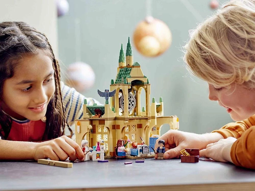 LEGO HARRY POTTER 76398 Hogwarts Hospital Wing