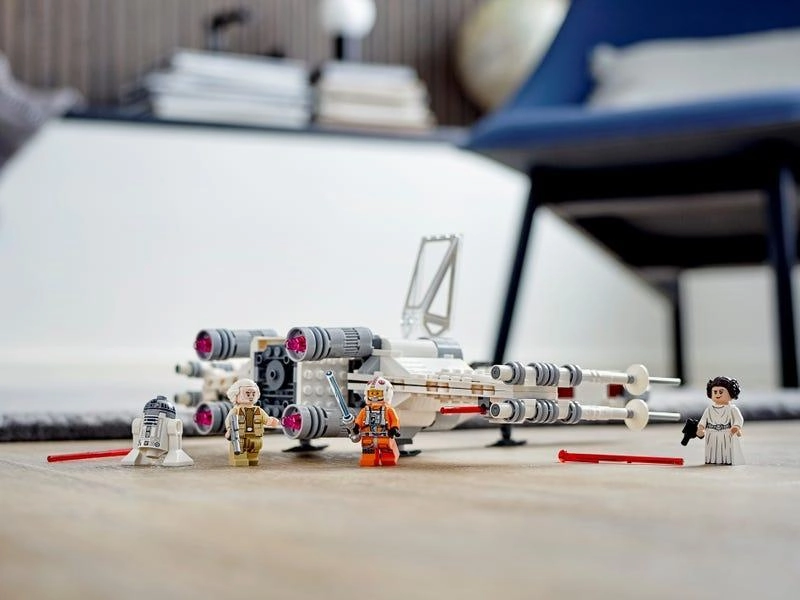 LEGO STAR WARS 75301 Star Wars Luke Skywalkers X-Wing Fighter
