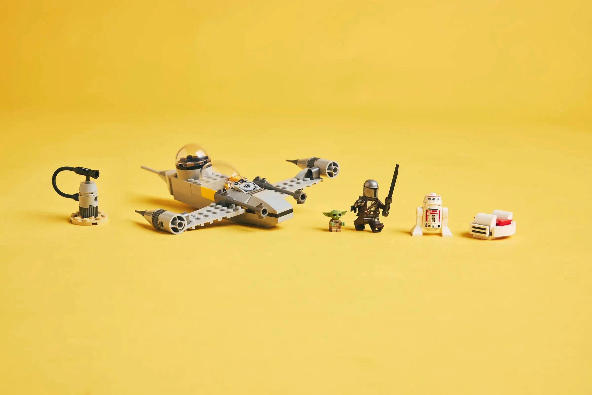LEGO STAR WARS 75410 Mando and Grogu's N-1 Starfighter