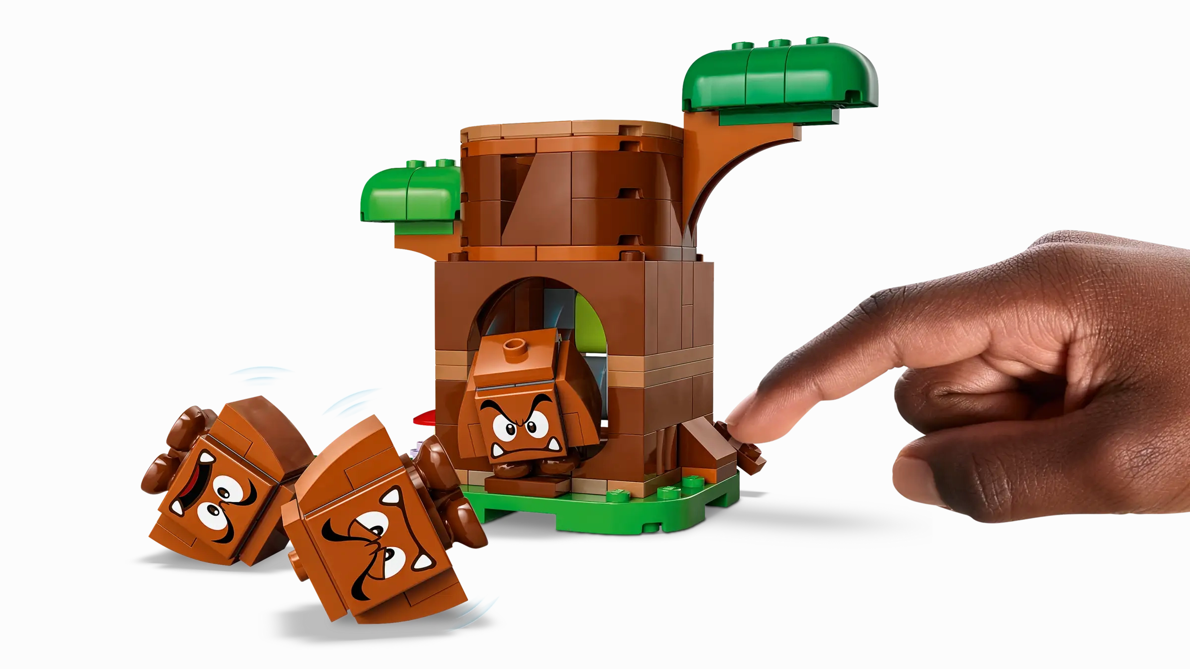 LEGO Super Mario 71433 Goombas' Playground