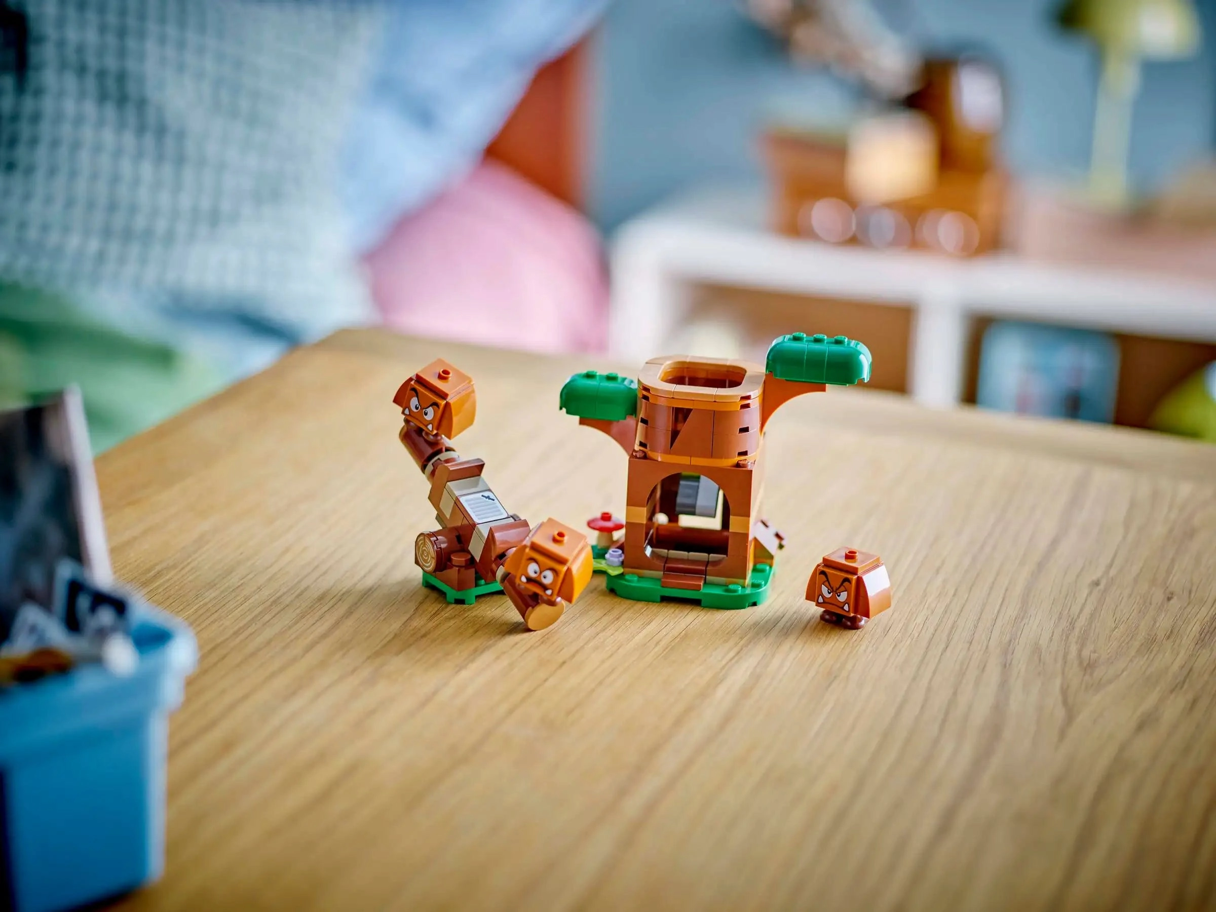 LEGO Super Mario 71433 Goombas' Playground