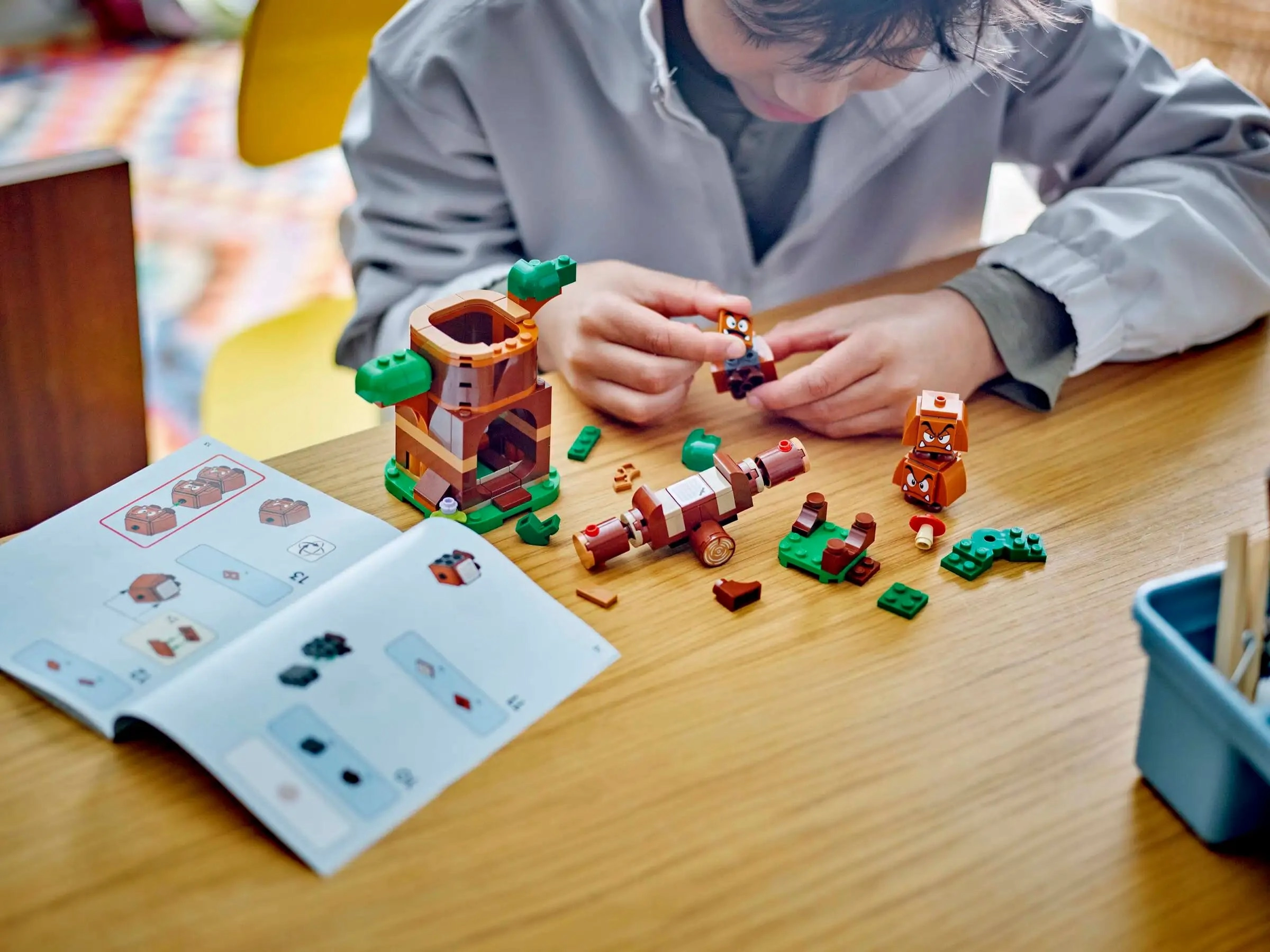 LEGO Super Mario 71433 Goombas' Playground