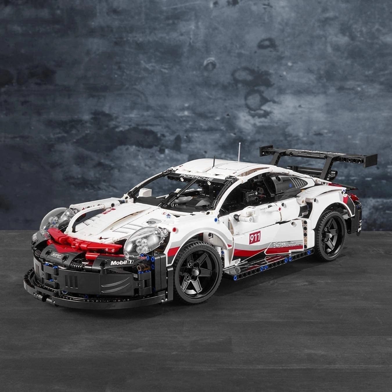 LEGO TECHNIC 42096 Porsche 911 RSR