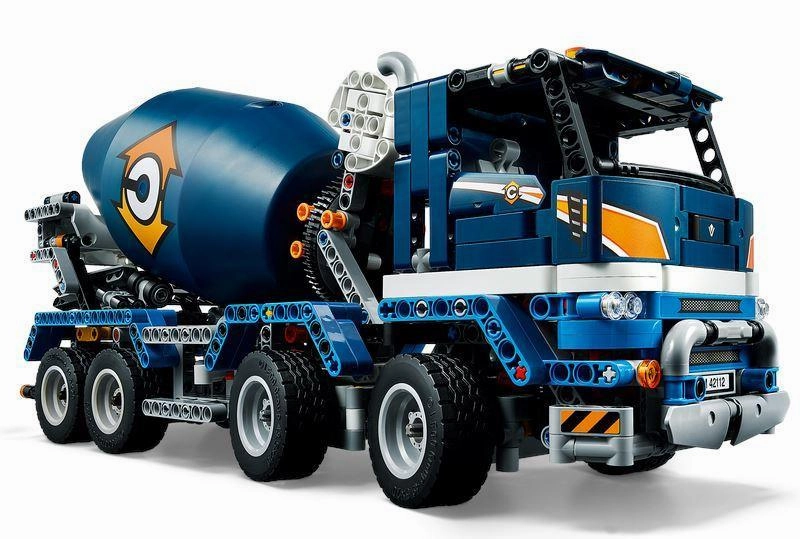 LEGO TECHNIC 42112 Concrete Mixer Truck