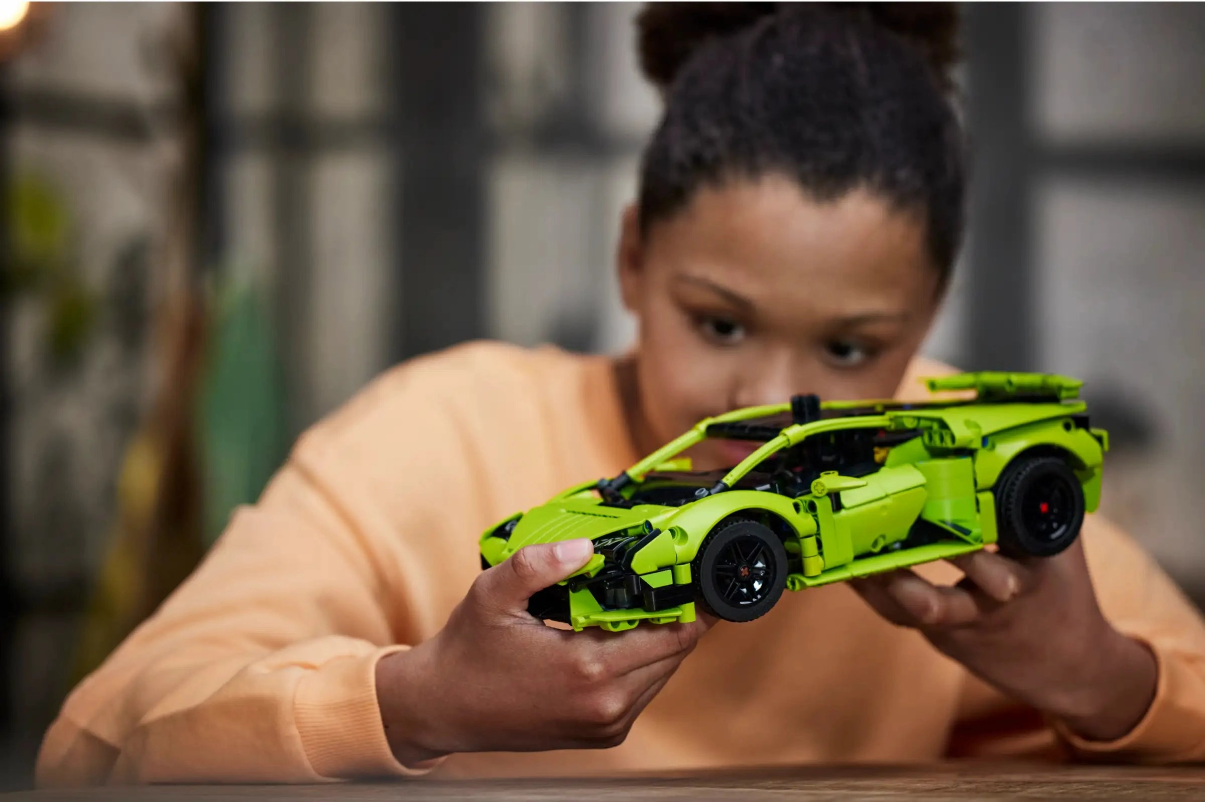 LEGO TECHNIC 42161 Lamborghini Huracn Tecnica