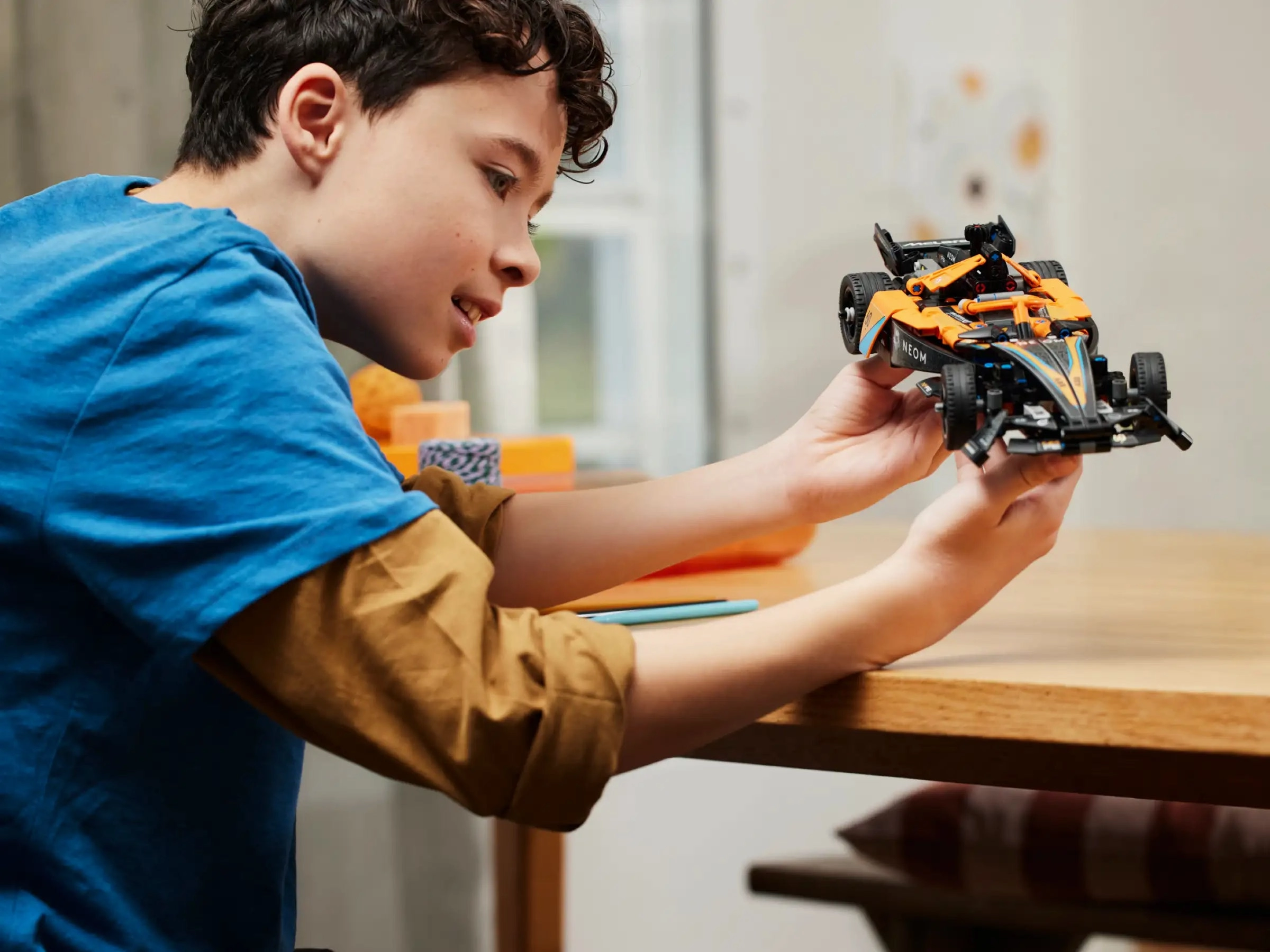 LEGO TECHNIC 42169 NEOM McLaren Formula E Race Car