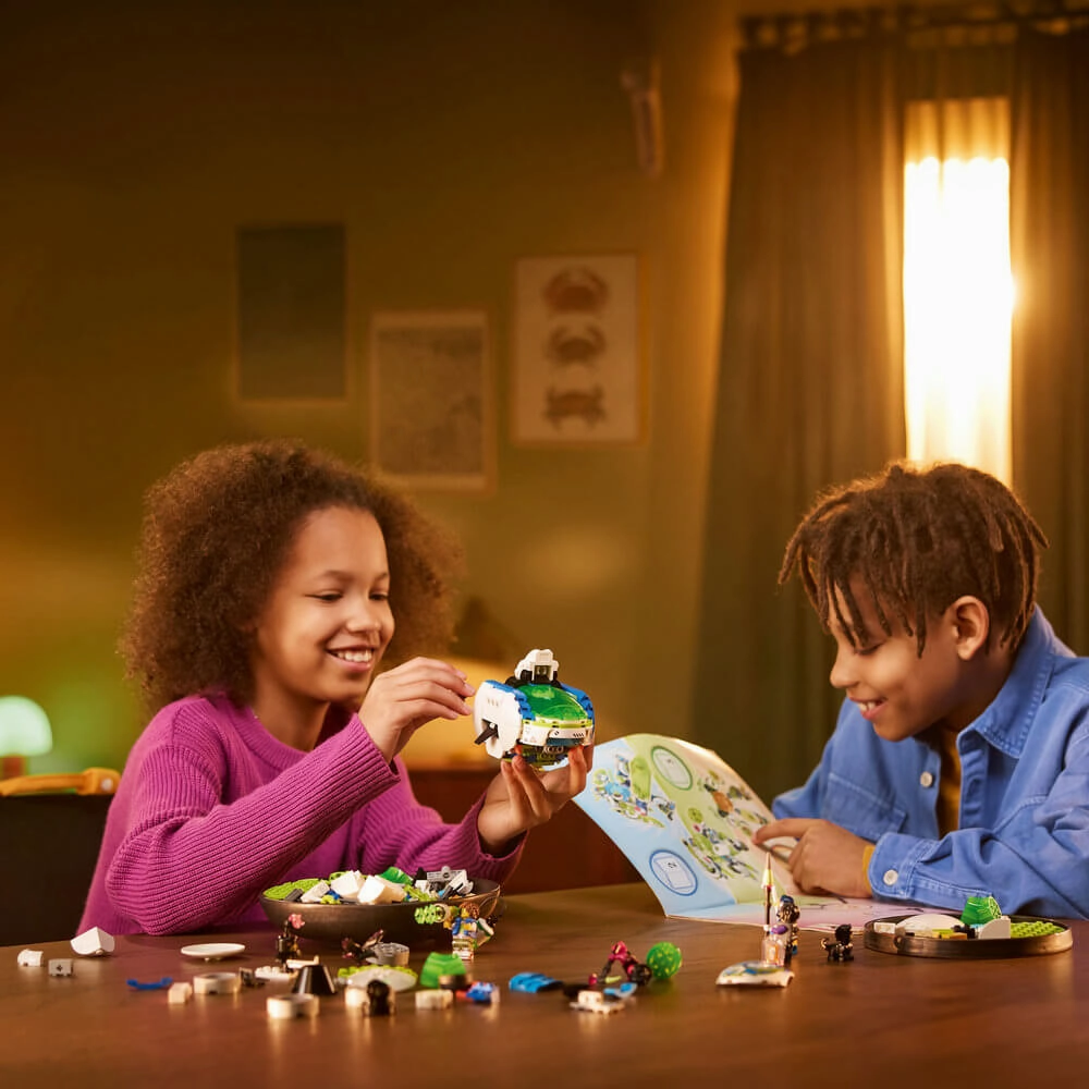 Lego Toys LEGO DREAMZzz Mateo and Z-Blob the Knight Battle Mech 1333 Piece Building Set (71485)