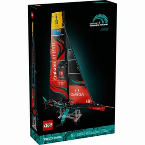 Lego Toys LEGO Technic Emirates Team New Zealand AC75 Yacht 962 Piece Building Set (42174)