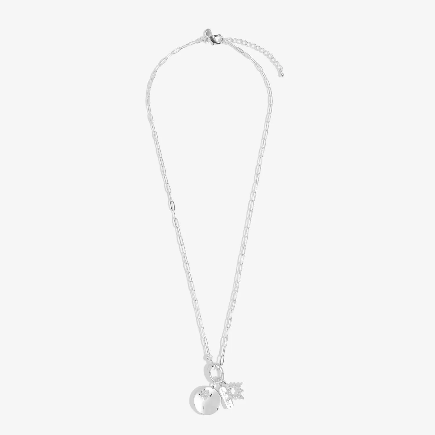 Petits liens collier avec fermoir ovale et breloques porte-bonheur en argent plaqué 7549 Joma Jewellery