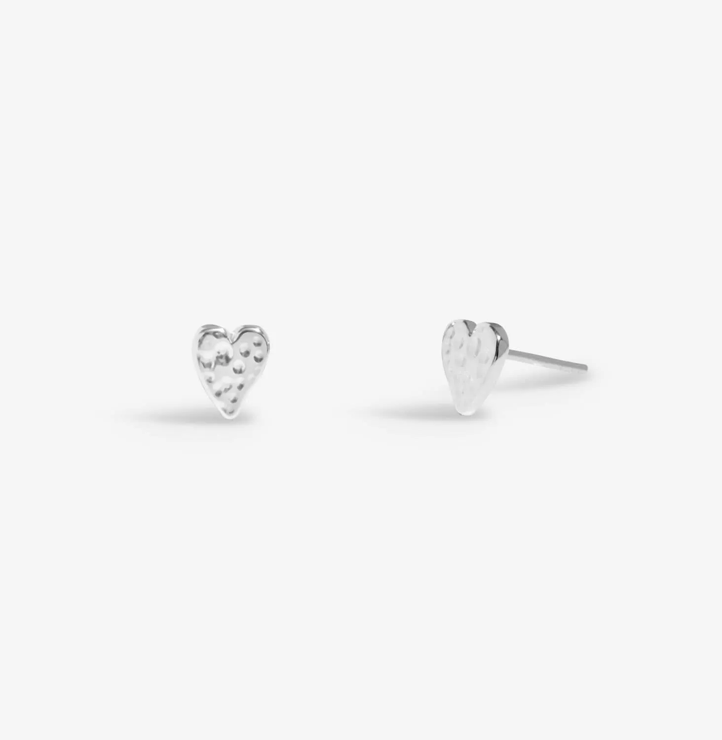 Boucles d'oreilles en argent martelé en forme de cœur Lumia 8650 Joma Jewellery