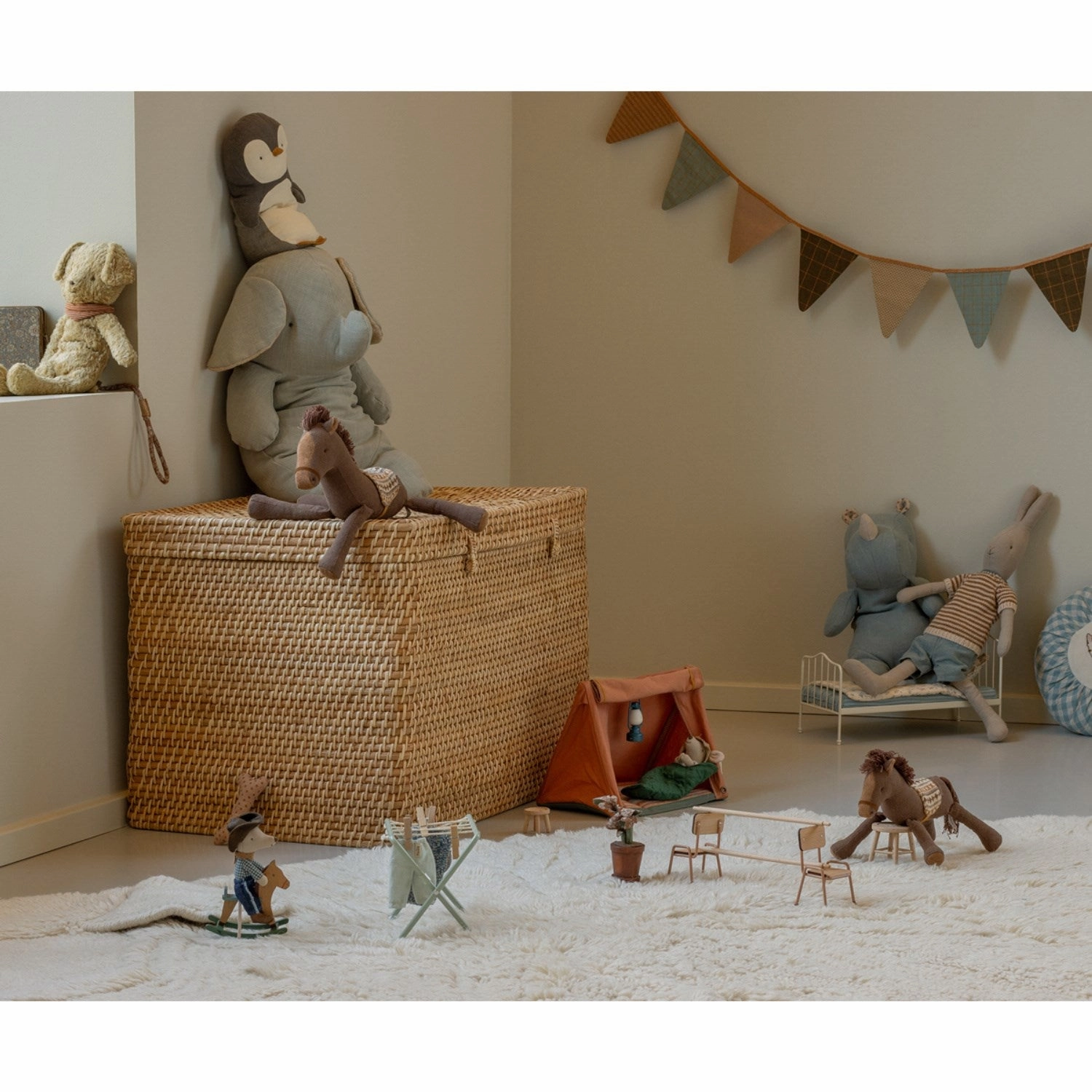 Maileg Pony, Medium