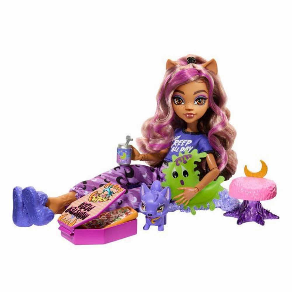 Mattel Toys Monster High Creepover Party Clawdeen Wolf Fashion Doll Set