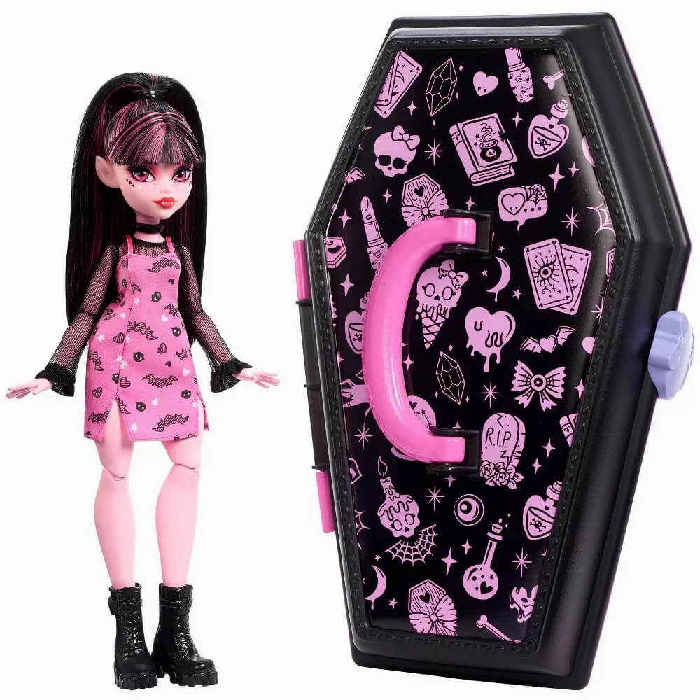 Mattel Toys Monster High Draculaura Gore-ganizer Playset