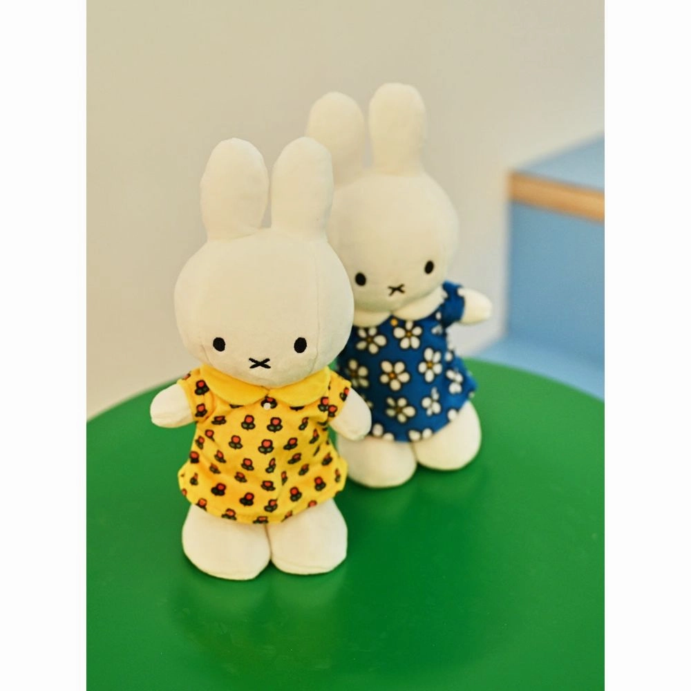 Miffy Bon Ton Toys Miffy Standing Flower Dress - 24 cm - 9,5"