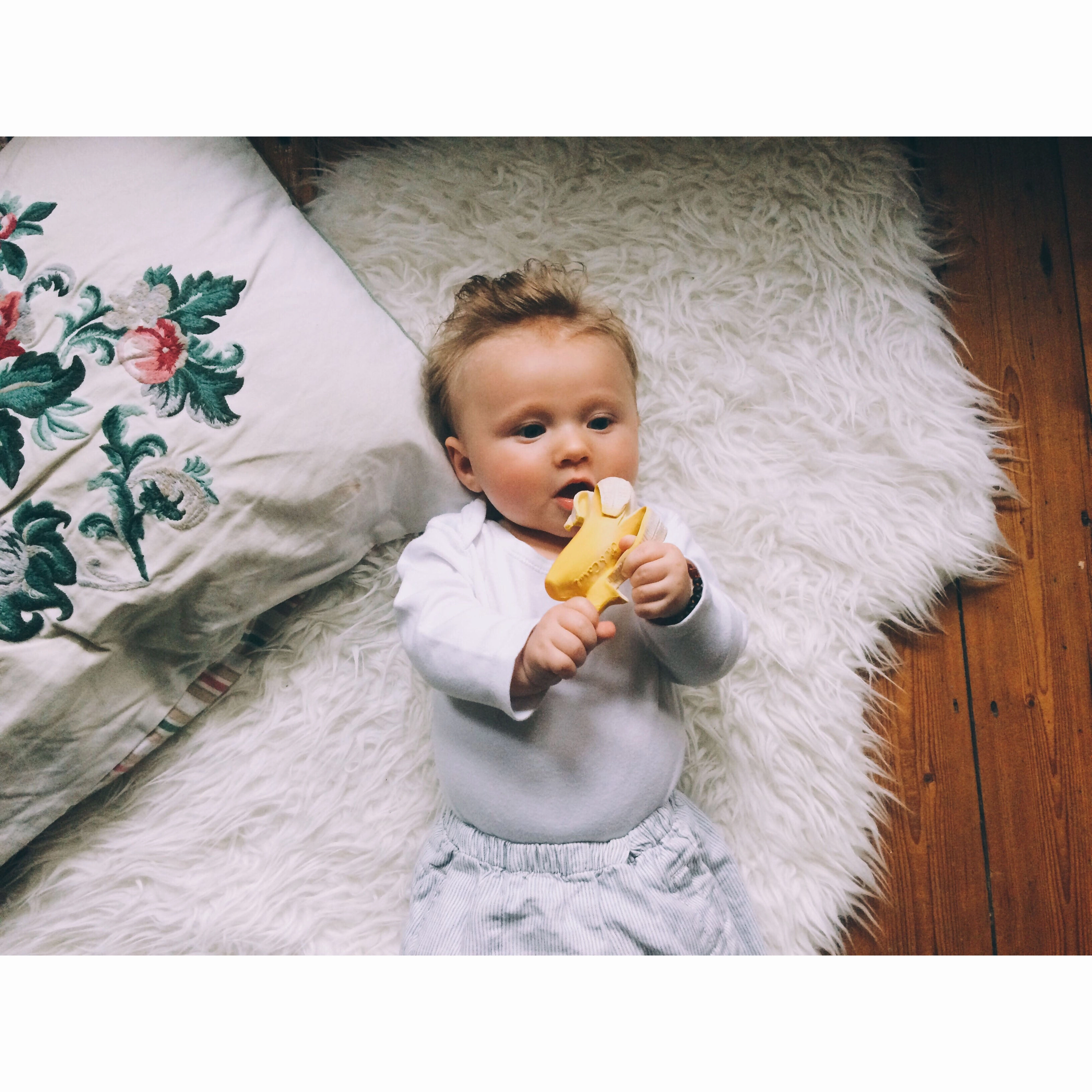 Oli & Carol Ana Banana Teether