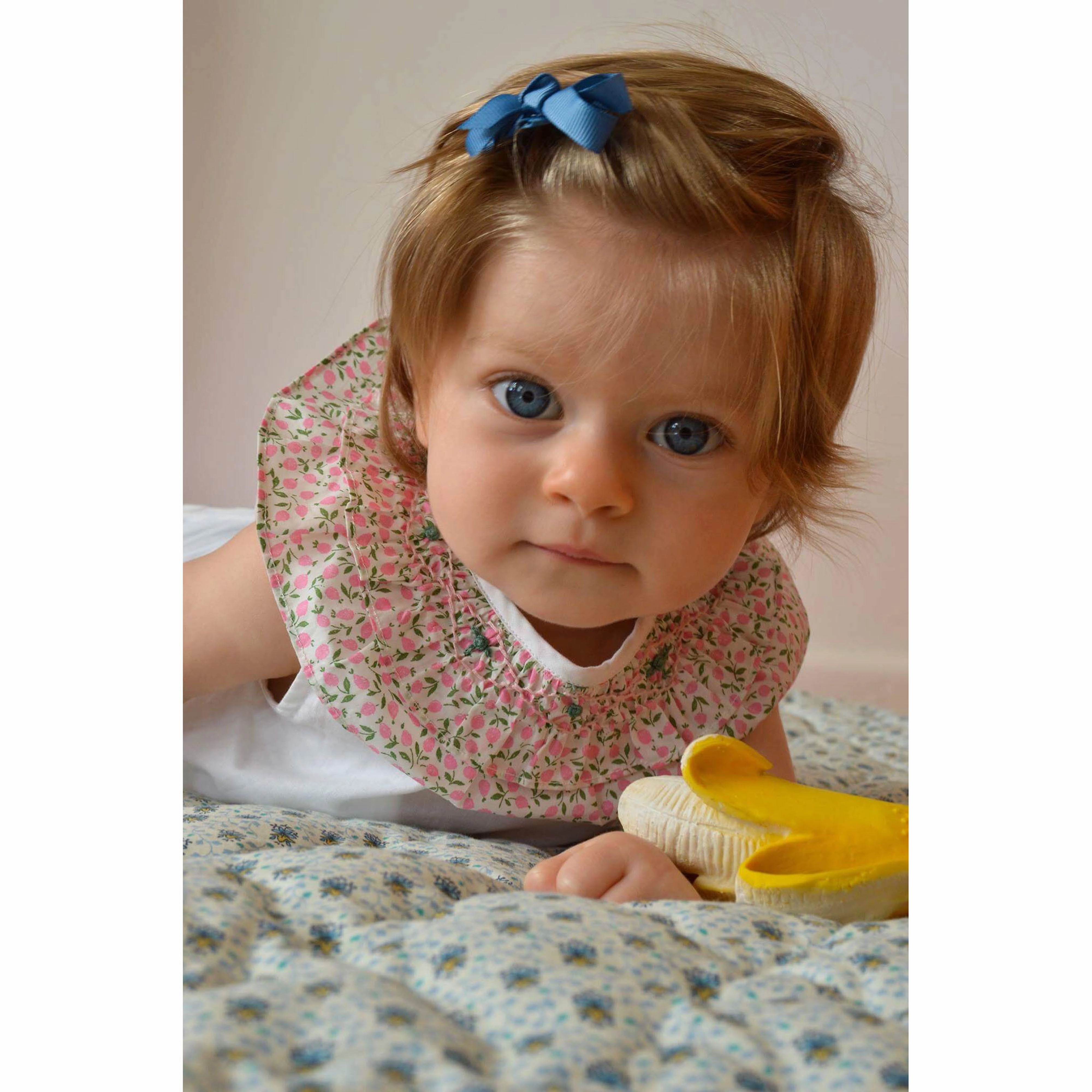 Oli & Carol Ana Banana Teether