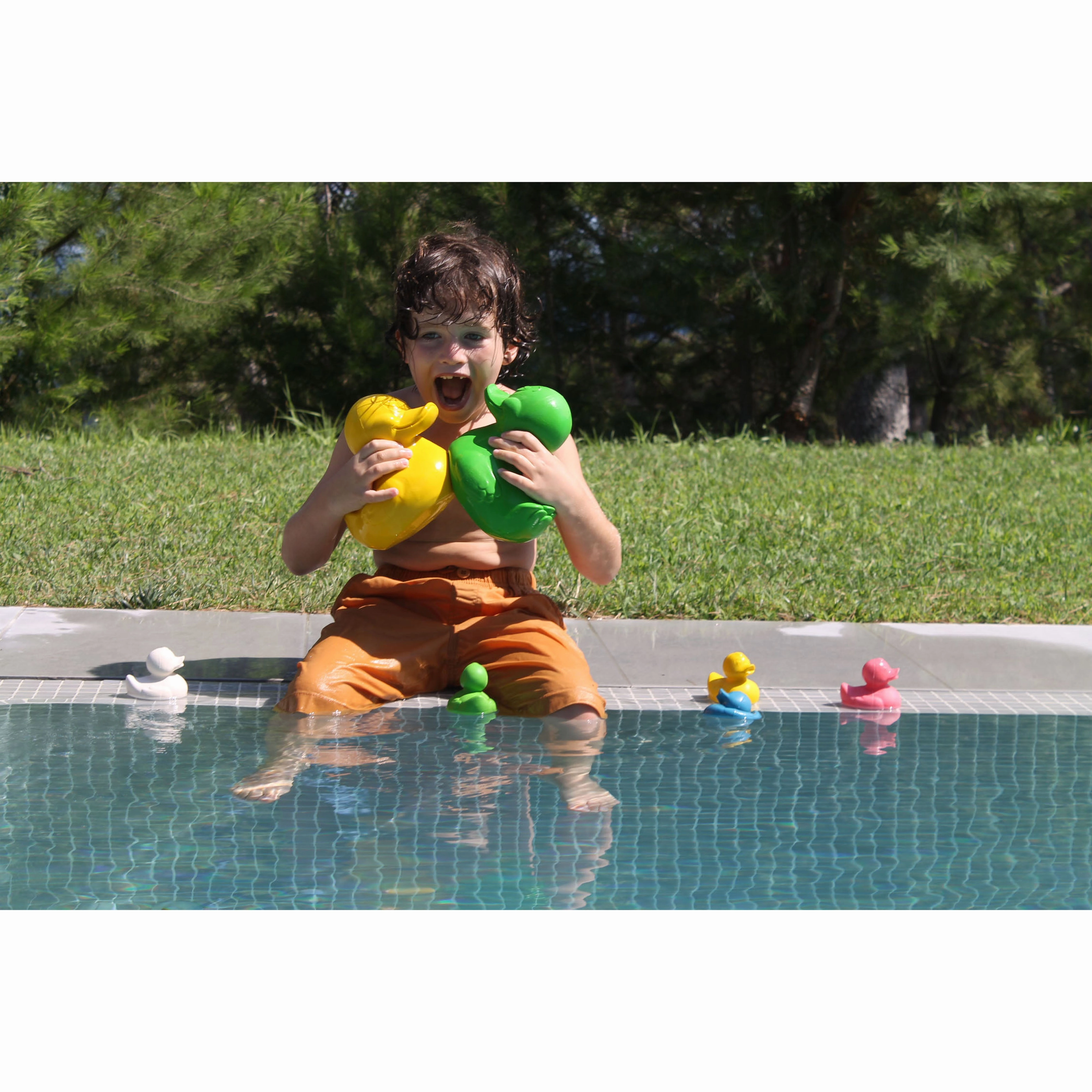 Oli & Carol Extra Large Monochrome Ducks Teether