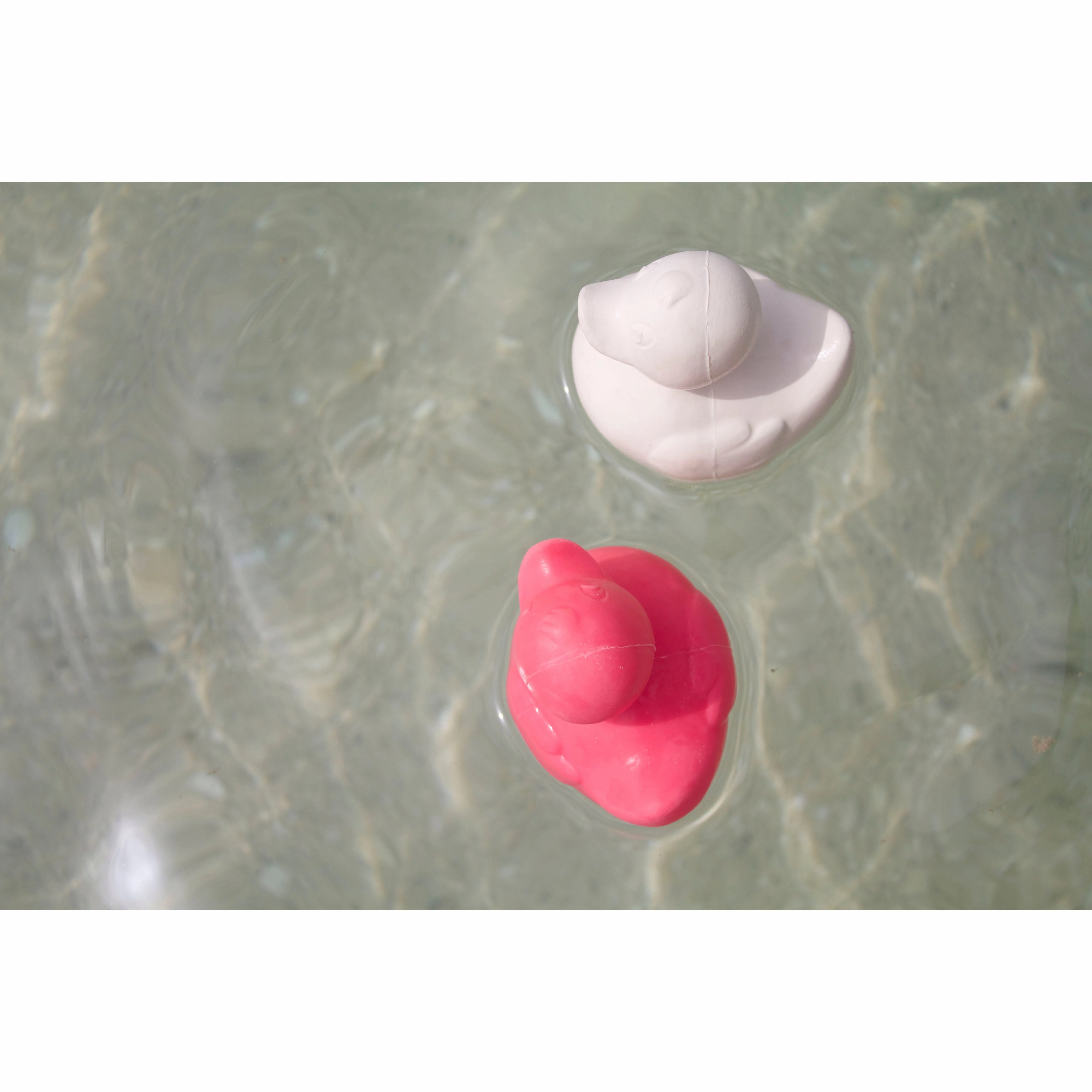 Oli & Carol Extra Large Monochrome Ducks Teether