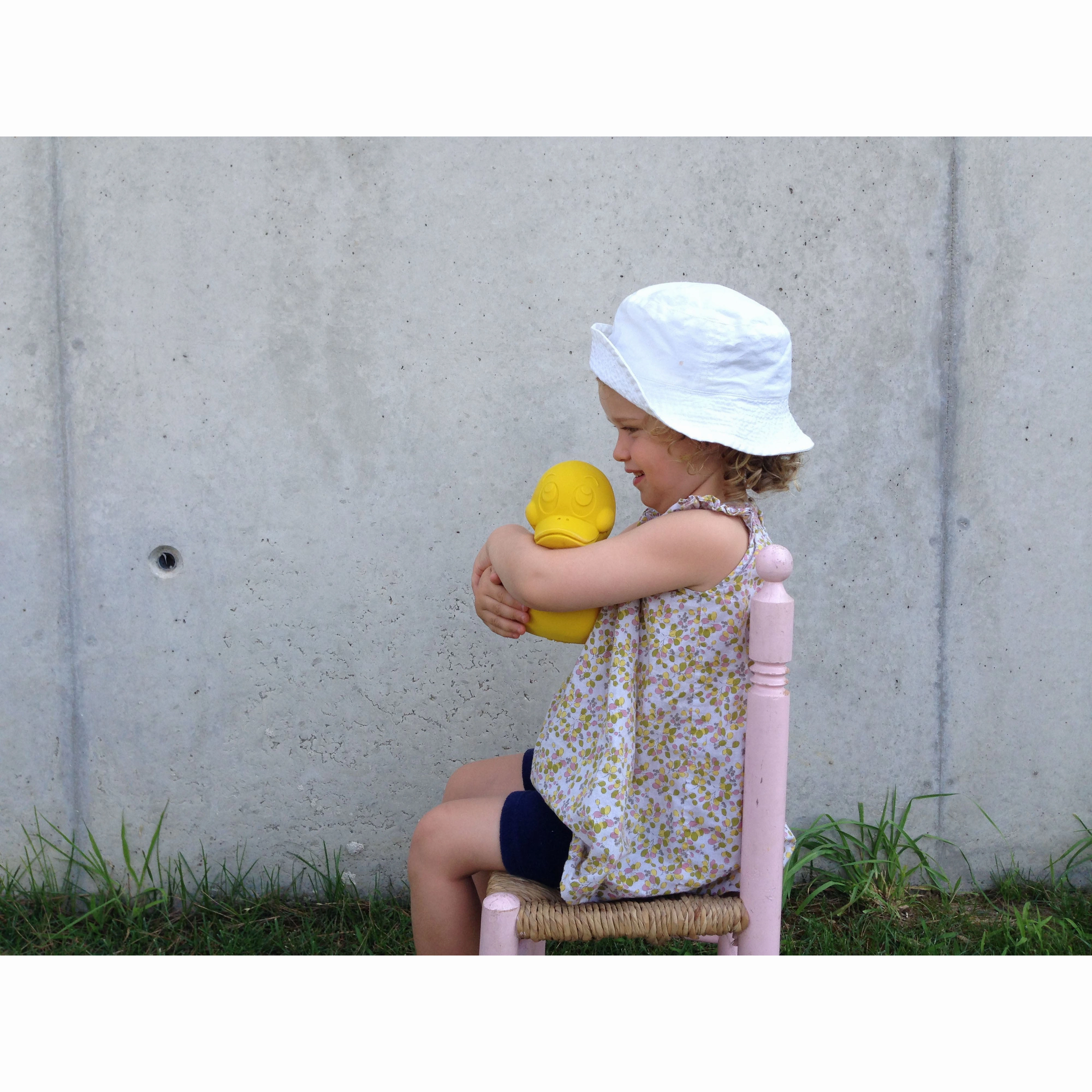 Oli & Carol Extra Large Monochrome Ducks Teether